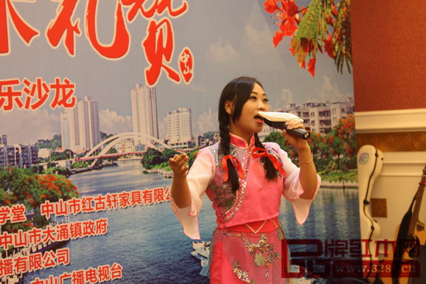 中山市市樹主題音樂創(chuàng)作采風(fēng)活動現(xiàn)場呈現(xiàn)了多首動聽的城市頌歌