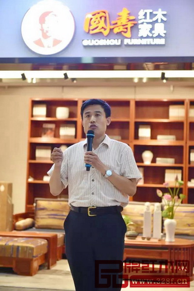 山東省家具協(xié)會秘書長韓慶生致辭 山東省家具協(xié)會秘書長韓慶生致辭