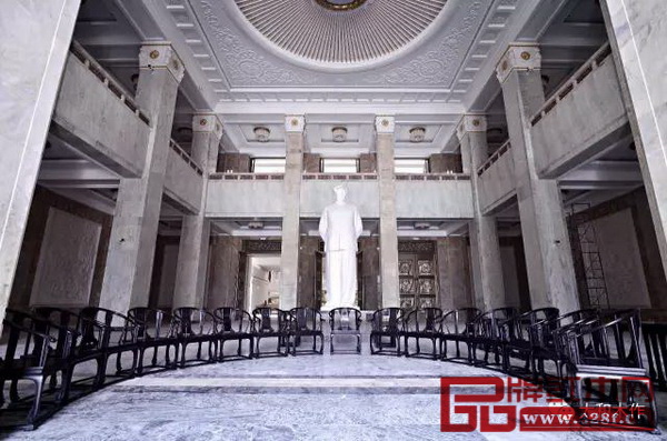 太和木作傾力打造的“軍博版”紫檀皇宮椅 太和木作傾力打造的“軍博版”紫檀皇宮椅