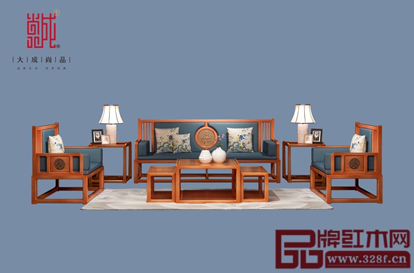 “首屆中國(guó)新中式紅木家具新意思設(shè)計(jì)獎(jiǎng)·金獎(jiǎng)”作品大成尚品古韻新風(fēng)沙發(fā) “首屆中國(guó)新中式紅木家具新意思設(shè)計(jì)獎(jiǎng)·金獎(jiǎng)”作品大成尚品古韻新風(fēng)沙發(fā)