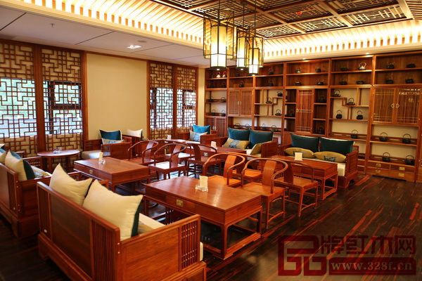 國(guó)壽紅木藝術(shù)館二層西餐廳優(yōu)雅大氣