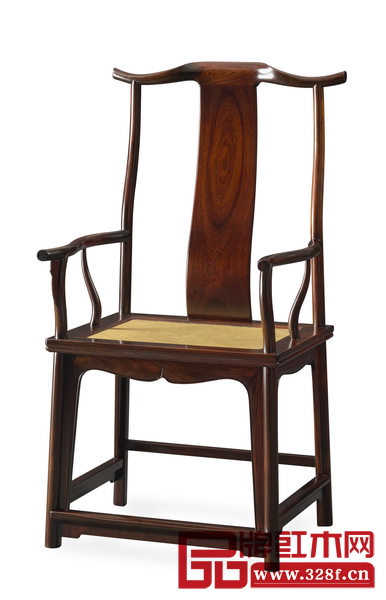 明式·四出頭官帽椅(區(qū)氏臻品供圖) 明式·四出頭官帽椅(區(qū)氏臻品供圖)