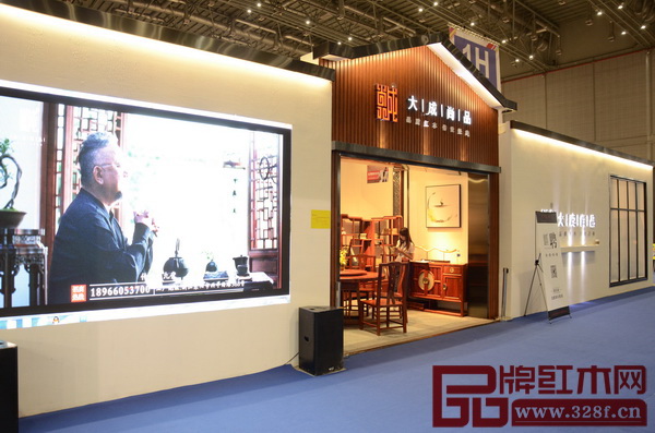 東陽大成尚品攜“承·韻”系列新品亮相時尚歐美/中式生活館（1號館），備受關(guān)注并獲得了一致好評