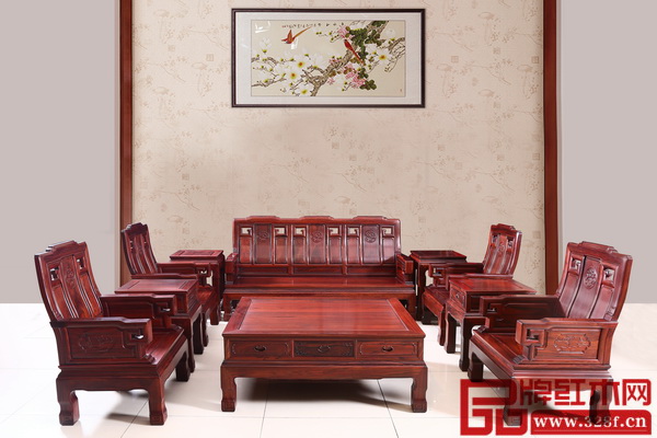  創(chuàng)輝紅木十分注重產(chǎn)品的“型材藝韻”，只為滿足客戶的品質(zhì)家居需求