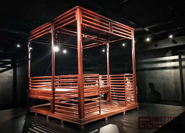 “木趣居——家具中的嘉具”展覽現(xiàn)場 “木趣居——家具中的嘉具”展覽現(xiàn)場