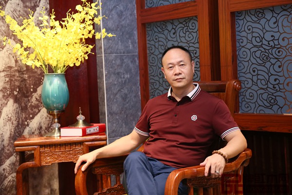 傳天匠董事長(zhǎng)曾招軍 傳天匠董事長(zhǎng)曾招軍