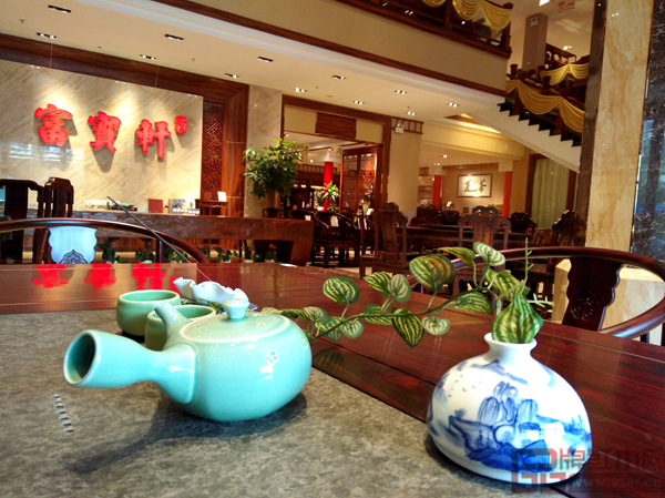 富寶軒紅木展廳一角細(xì)節(jié)展示 富寶軒紅木展廳一角細(xì)節(jié)展示