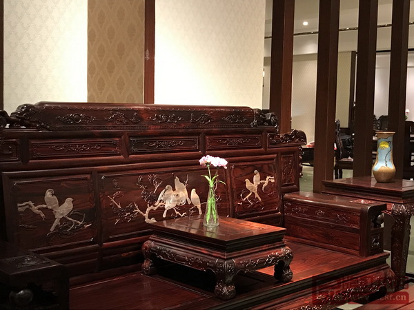 龍博士家具構(gòu)建出優(yōu)美意境