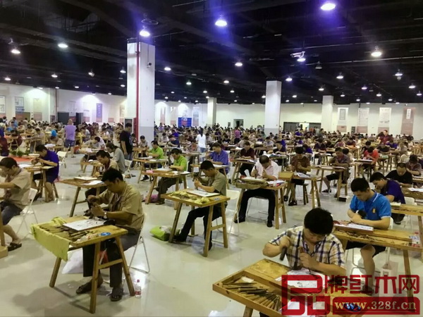 2017年中國技能大賽全國家具(紅木雕刻)職業(yè)技能競賽浙江東陽分賽區(qū)選拔賽現(xiàn)場 2017年中國技能大賽全國家具(紅木雕刻)職業(yè)技能競賽浙江東陽分賽區(qū)選拔賽現(xiàn)場