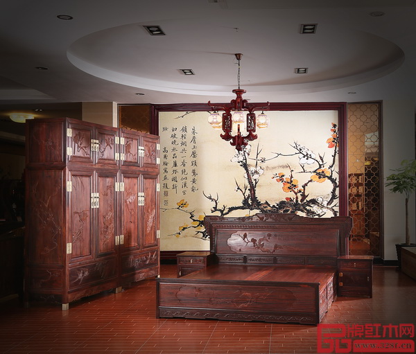 木緣紅木——《大紅酸枝·松鶴頂箱柜+花鳥(niǎo)大床》 木緣紅木——《大紅酸枝·松鶴頂箱柜+花鳥(niǎo)大床》