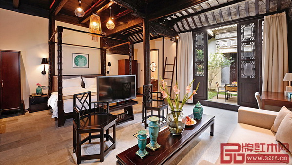 以品牌體驗間概念打造的酒店臥房更能突顯紅木家具不同的意境美、文化美