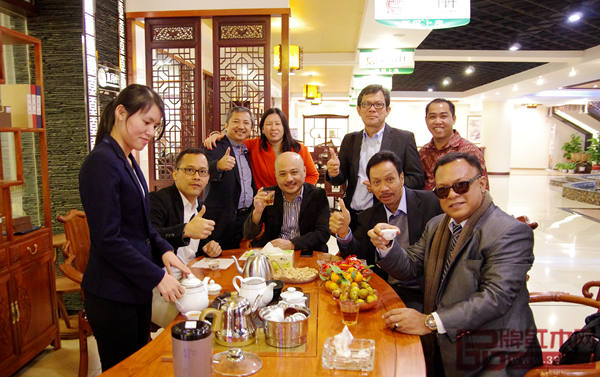 印尼政府代表團(tuán)集體為水雨軒點(diǎn)贊 印尼政府代表團(tuán)集體為水雨軒點(diǎn)贊