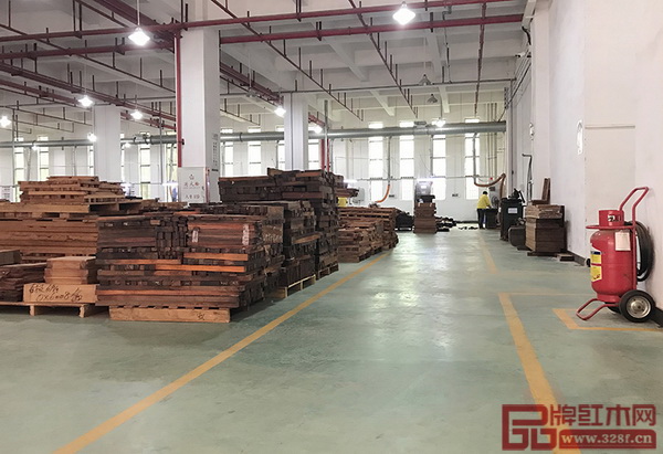 “大掃除”之后的區(qū)氏臻品工廠干凈整潔