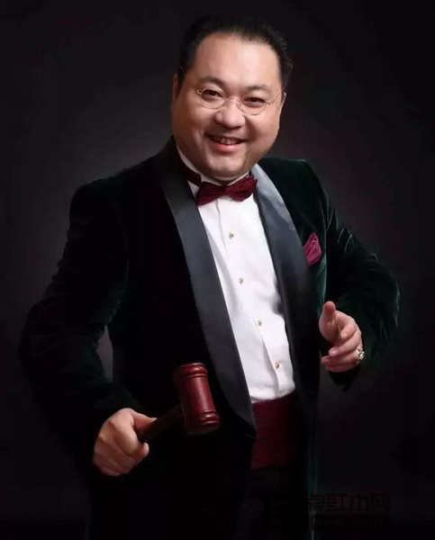 中國傳統(tǒng)工藝大師、太和木作董事長關毅 中國傳統(tǒng)工藝大師、太和木作董事長關毅