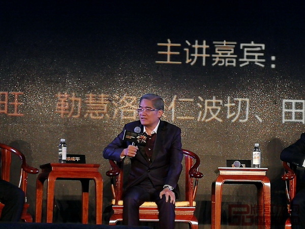 著名經(jīng)濟學家郎咸平就文化與經(jīng)濟的未來做了精彩分享 著名經(jīng)濟學家郎咸平就文化與經(jīng)濟的未來做了精彩分享