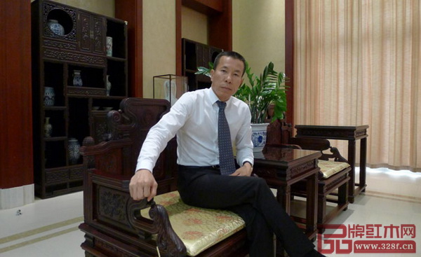 陳達(dá)強(qiáng)（廣州永華紅木董事長）