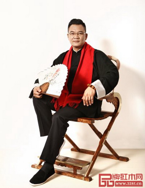 包天偉（上海藝尊軒董事長）