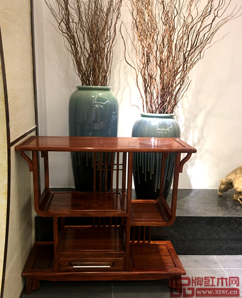 水雨軒茶水柜,“最佳角度獎(jiǎng)”獲得者的獎(jiǎng)品 水雨軒茶水柜,“最佳角度獎(jiǎng)”獲得者的獎(jiǎng)品