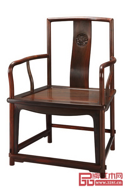 魯班木藝經(jīng)典代表作之一《扇形南官帽椅》將亮相世界舞臺(tái),為中國紅木家具代言 魯班木藝經(jīng)典代表作之一《扇形南官帽椅》將亮相世界舞臺(tái),為中國紅木家具代言