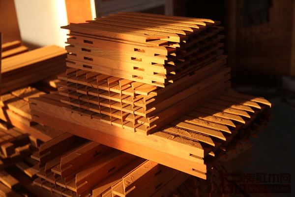 新明紅木廠房一角 新明紅木廠房一角