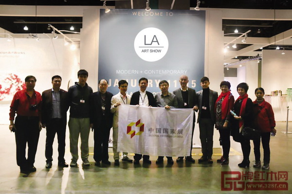 中國(guó)傳統(tǒng)工藝大師-深圳泰和園董事長(zhǎng)邵湘文、東莞國(guó)壽紅木董事長(zhǎng)陳國(guó)壽受邀參加第22屆美國(guó)洛杉磯藝術(shù)博覽會(huì)中國(guó)國(guó)家展