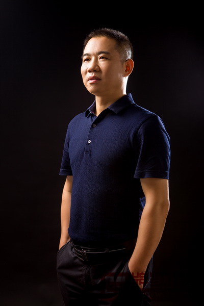 上海老周家居董事長周仲堅