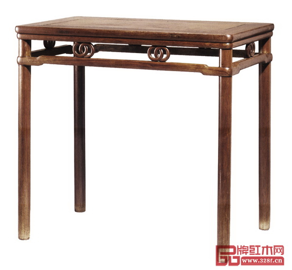 圖4_清早期 黃花梨雙環(huán)卡子花條桌 長91厘米 寬57厘米 高87厘米 (香港兩依藏博物館藏) 圖4_清早期 黃花梨雙環(huán)卡子花條桌 長91厘米 寬57厘米 高87厘米 (香港兩依藏博物館藏)