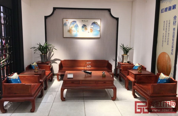 中山紅鯉魚古典家具有限公司 《明式羅漢床沙發(fā)》