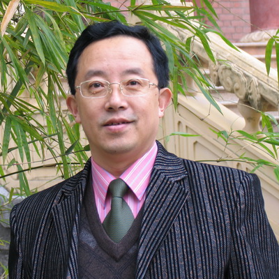 全聯(lián)民間文物藝術(shù)品商會(huì)藝術(shù)紅木家具專(zhuān)業(yè)委員會(huì)專(zhuān)家顧問(wèn)、華南農(nóng)業(yè)大學(xué)博士生導(dǎo)師李凱夫： 