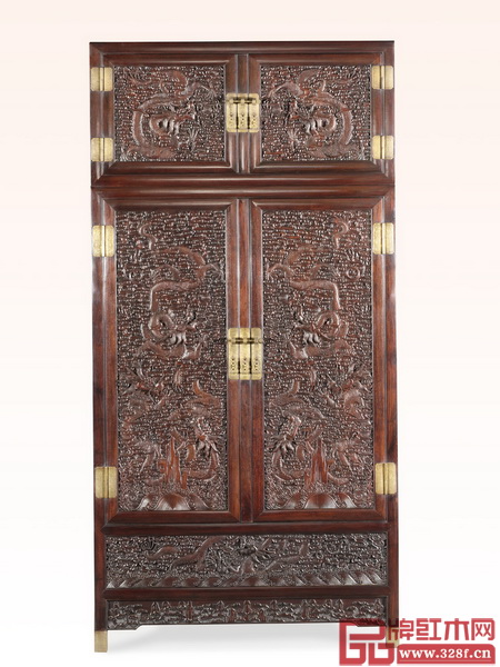 太和木作《紫檀雕龍頂箱柜》 太和木作《紫檀雕龍頂箱柜》