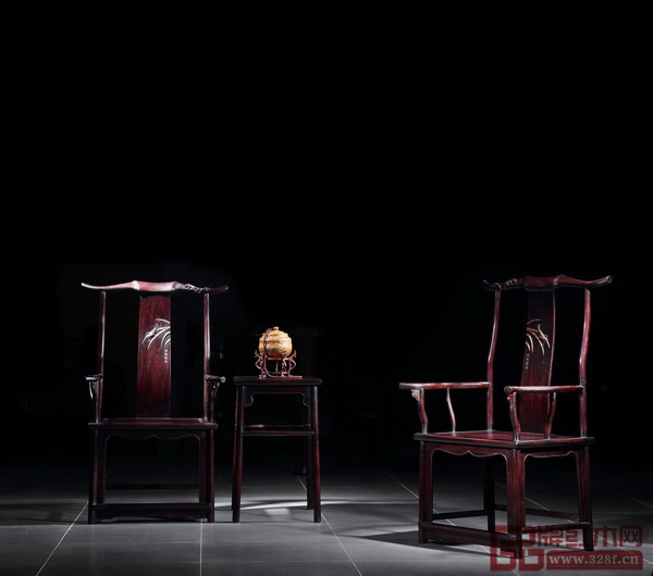 紅寶軒——《大明雅韻·輝煌騰達(dá)官帽椅》