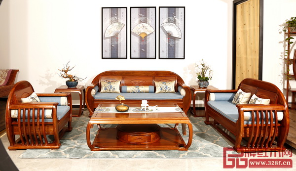 《至善沙發(fā)》 