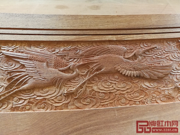 明堂紅木會(huì)議桌細(xì)節(jié)圖 明堂紅木會(huì)議桌細(xì)節(jié)圖