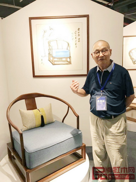 胡景初教授現(xiàn)場點評世珀《無畏?休閑椅》 中國高等教育家具設(shè)計專業(yè)創(chuàng)始人胡景初教授現(xiàn)場點評世珀《無畏休閑椅》