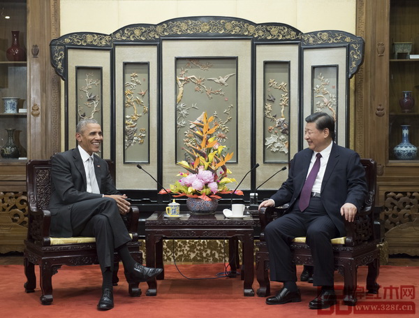 北京釣魚臺國賓館收藏家具——紅寶軒《國賓沙發(fā)》 北京釣魚臺國賓館收藏家具——紅寶軒《國賓沙發(fā)》