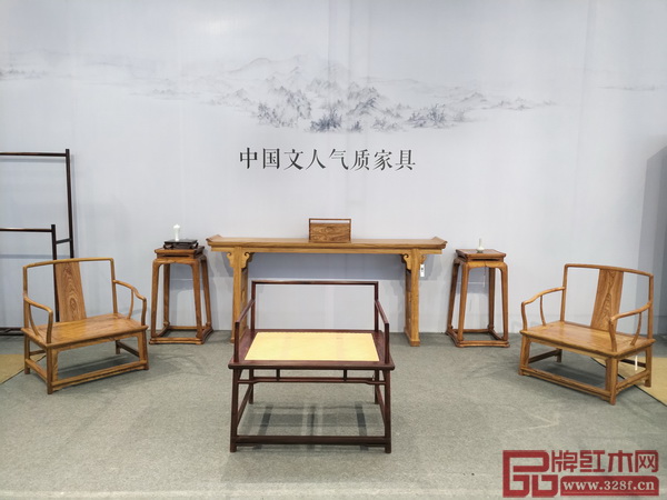 廣州家博會(huì)上展示的中國文人氣質(zhì)家具 廣州家博會(huì)上展示的中國文人氣質(zhì)家具