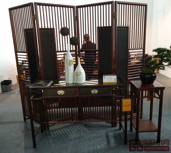 紅古軒攜新中式紅木家具參加廣州家博會(huì) 紅古軒攜新中式紅木家具參加廣州家博會(huì)