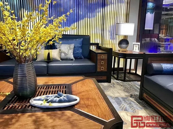 2018中山紅博會(huì)上憶古軒精心打造的時(shí)尚東方韻味展廳 2018中山紅博會(huì)上憶古軒精心打造的時(shí)尚東方韻味展廳