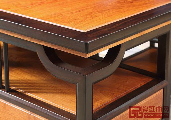 明榫的巧妙運(yùn)用展現(xiàn)了榫卯結(jié)構(gòu)的神奇魅力,成為展現(xiàn)家具美感的小細(xì)節(jié) 明榫的巧妙運(yùn)用展現(xiàn)了榫卯結(jié)構(gòu)的神奇魅力,成為展現(xiàn)家具美感的小細(xì)節(jié)
