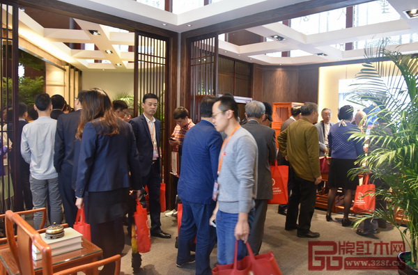 中山紅博會期間,東成·文宋展館人氣火爆 中山紅博會期間,東成·文宋展館人氣火爆