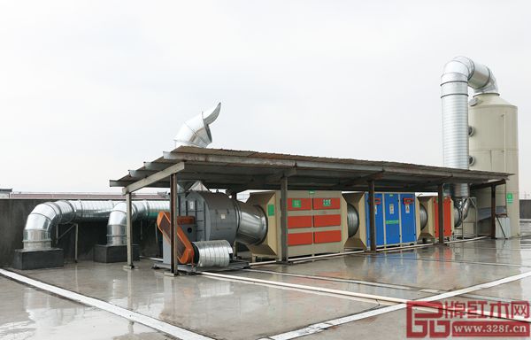 新明紅木樓頂?shù)沫h(huán)保處理系統(tǒng) 新明紅木樓頂?shù)沫h(huán)保處理系統(tǒng)