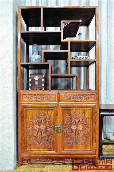  海南省博物館珍藏的海南黃花梨家具