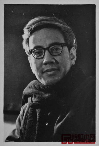 古典家具研究學(xué)者、中國(guó)家具學(xué)科創(chuàng)建人、原中國(guó)工藝美術(shù)學(xué)會(huì)明式家具專業(yè)委員會(huì)會(huì)長(zhǎng)陳增弼