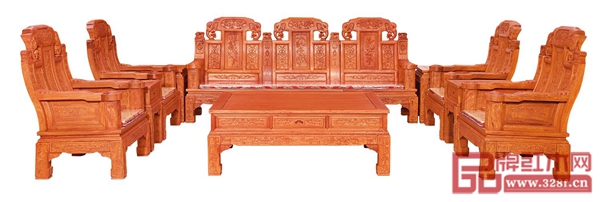 萬(wàn)盛宇紅木《大果紫檀福祿壽沙發(fā)10件/套》,狂歡價(jià):51000元/套,限量5套 萬(wàn)盛宇紅木《大果紫檀福祿壽沙發(fā)10件/套》,狂歡價(jià):51000元/套,限量5套