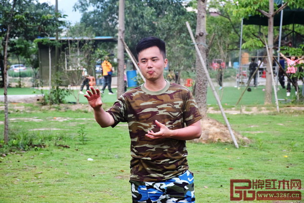 弘木傳媒CEO林偉華作總結(jié)發(fā)言 弘木傳媒CEO林偉華作總結(jié)發(fā)言