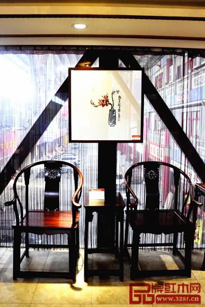 波記家具與藝術(shù)國(guó)畫相映生輝 波記家具與藝術(shù)國(guó)畫相映生輝