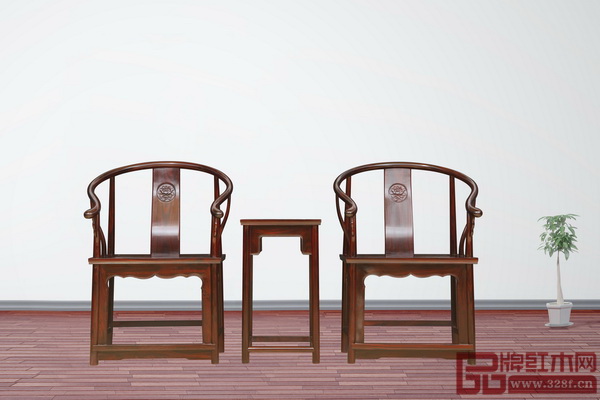  萬(wàn)家宜《檀風(fēng)黑酸枝圈椅》