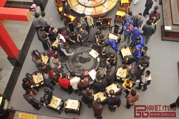 展會(huì)期間,東陽(yáng)紅木家具市場(chǎng)將與場(chǎng)內(nèi)商家聯(lián)動(dòng),舉辦巨惠系列促銷活動(dòng) 展會(huì)期間,東陽(yáng)紅木家具市場(chǎng)將與場(chǎng)內(nèi)商家聯(lián)動(dòng),舉辦巨惠系列促銷活動(dòng)