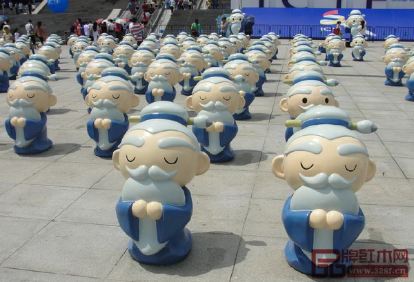 200個(gè)孔子公仔曾成為深圳文博會(huì)一道亮麗的風(fēng)景線 200個(gè)孔子公仔曾成為深圳文博會(huì)一道亮麗的風(fēng)景線