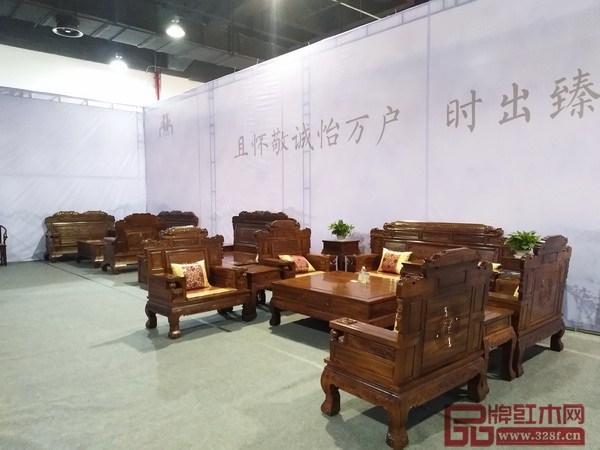 東源紅木展會現(xiàn)場圖 東源紅木展會現(xiàn)場圖